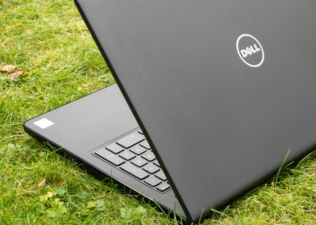 Review Dell Vostro 3568: Dòng laptop văn phòng đáng mua năm 2021